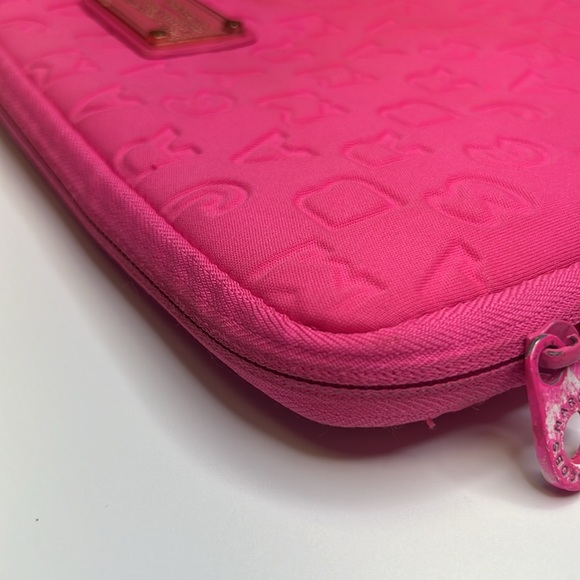 Marc by Marc Jacobs Pink Dreamy Logo Laptop Case - Picture 15 of 16